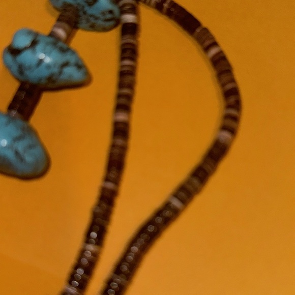 Hand Crafted Turquoise dyed Howlite and disc Necklace - Picture 3 of 4